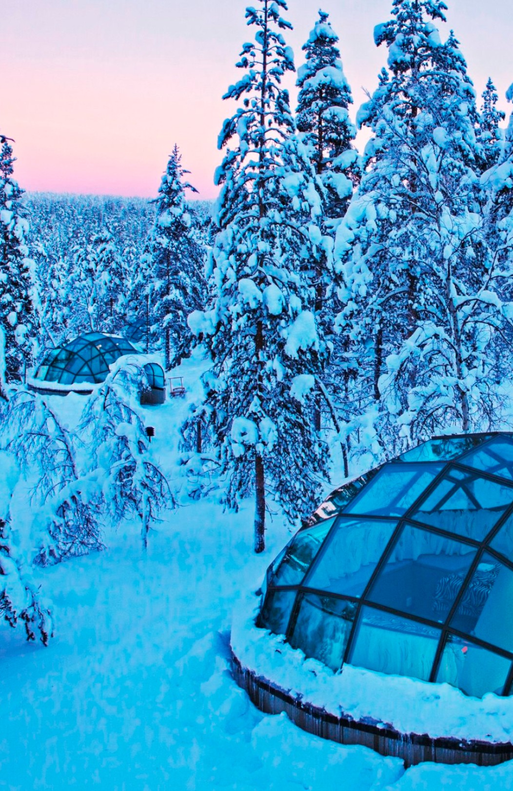 Kirkenes & Kakslauttanen Glass Igloo Break
